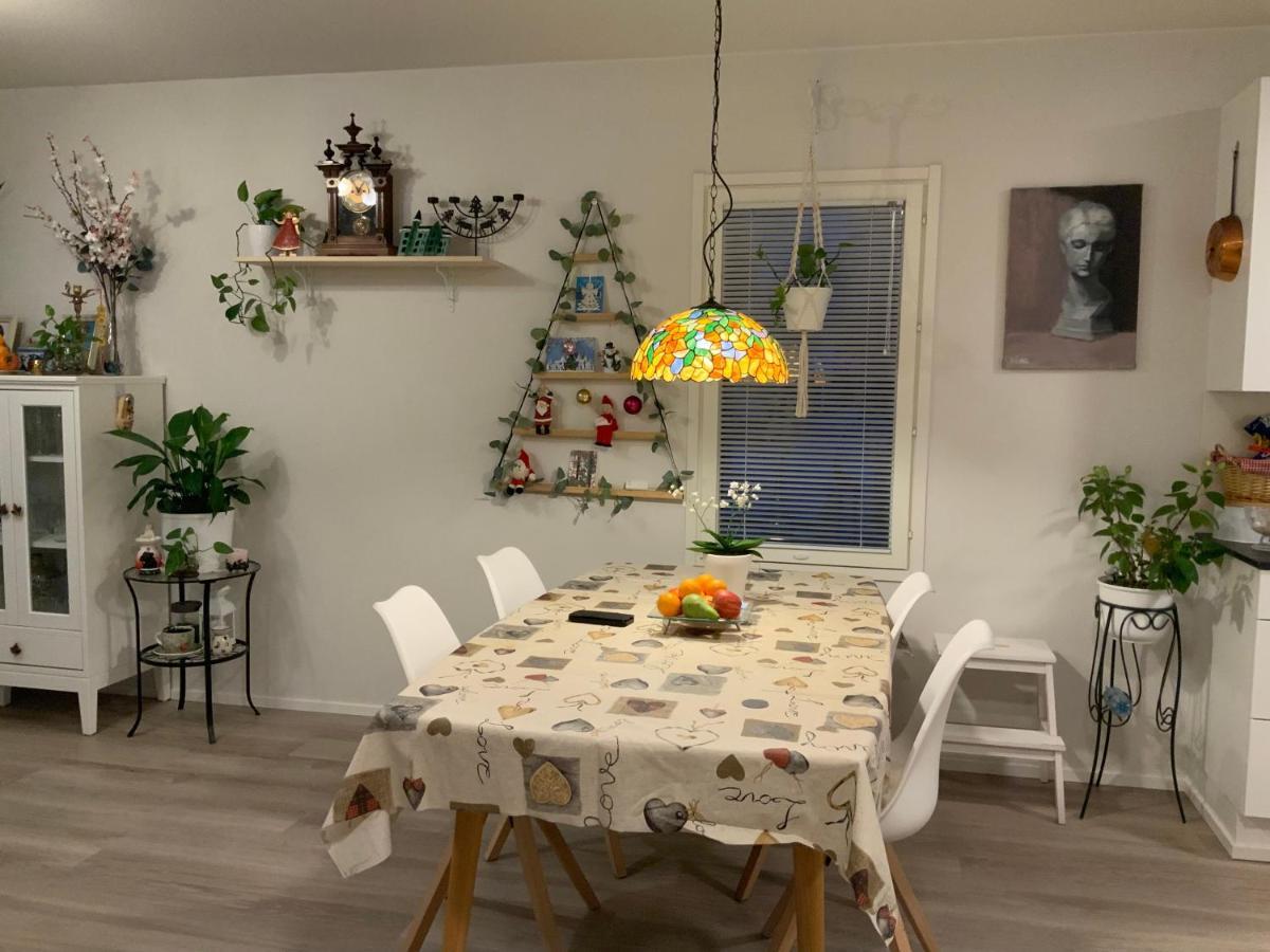 Private Room In The Shared Detached House. Vantaa Exterior foto